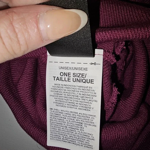 The North Face Men's Burgundy Dock Worker  Beanie "Nature Is Magic " winter hat - Picture 8 of 10